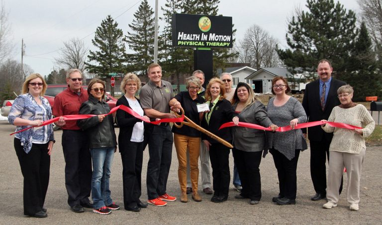 Health-in-Motion-Ribbon-Cutting-2018-AT